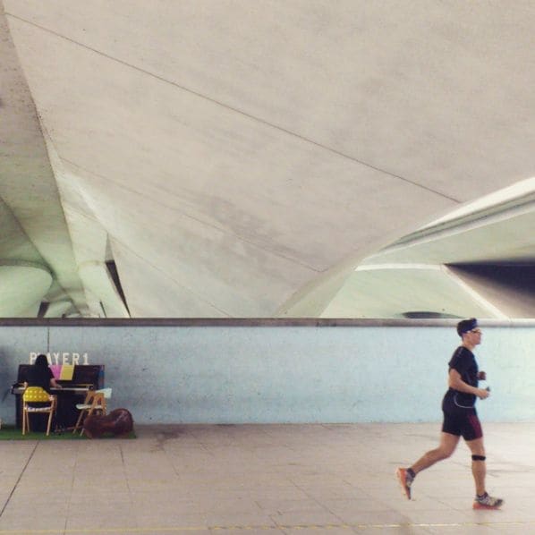 Photo of Esplanade Bridge at Esplanade Bridge, Queen Elizabeth Walk, Downtown Core, Central, 39802, Singapore. Running notes 🎹🏃🏻