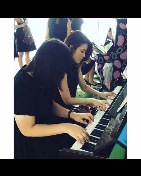 Photo of Esplanade Bridge at Esplanade Bridge, Queen Elizabeth Walk, Downtown Core, Central, 39802, Singapore. It's always more fun playing together! 🎹👐🏻👐🏻