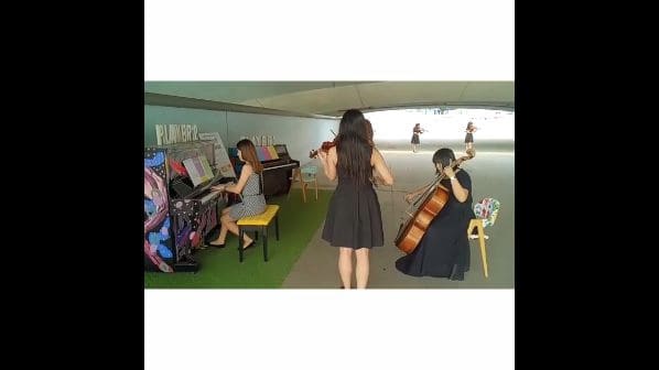 Photo of Esplanade Bridge at Esplanade Bridge, Queen Elizabeth Walk, Downtown Core, Central, 39802, Singapore. Magic happens when music makers convene. Playing Canon in D with…