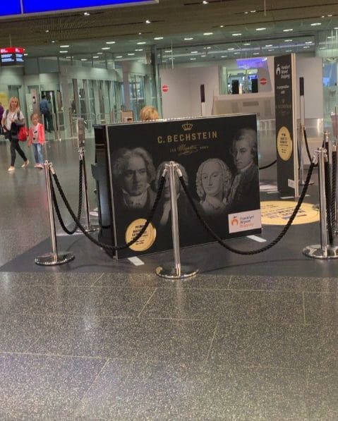 Photo of Flughafen Frankfurt International at Gepäckausgabe, Kellertunnel Terminal 2, Flughafen, Süd, Frankfurt, Hesse, 60549, Germany
