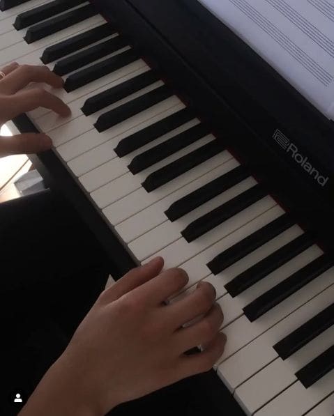 Photo of London, United Kingdom at Lamberts Souvenirs, Whitehall, St. James's, Covent Garden, Westminster, London, Greater London, England, SW1, United Kingdom. Improvisation 🎹