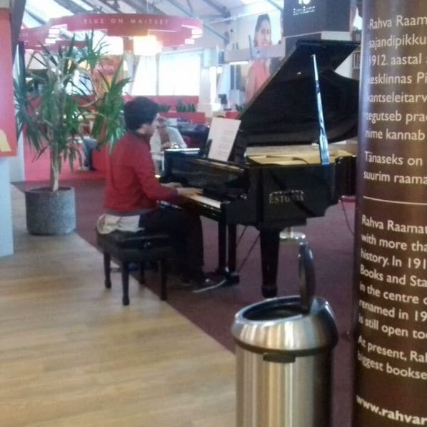 Photo of Tallinn Airport / Tallinna Lennujaam at Lennart Meri Tallinn Airport, 101, Tartu mnt, Ülemistejärve, Kesklinna linnaosa, Tallinn, Harju maakond, 11101, Estonia