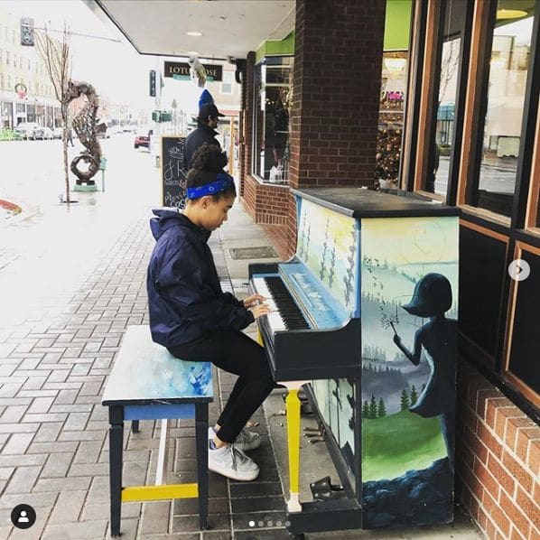 Public piano in Clallam County, Washington, United States
