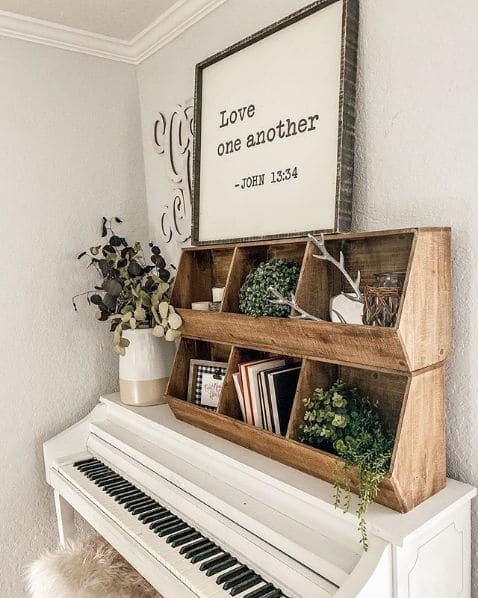 Photo of Orlando, Florida at Cairo, Lymmo, Orlando, Orange County, Florida, 32801, United States. Love God and Love others. It’s kinda that simple folks. ❤️