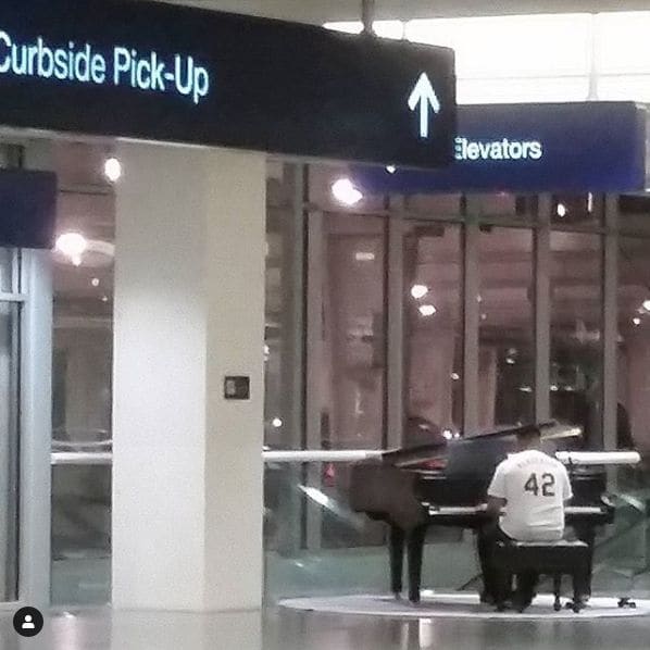 Photo of Minneapolis Int'l Airport at Concourse E, Glumack Drive, Hennepin County, Minnesota, 55450, United States