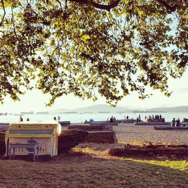 Photo of Kitsilano Beach Park at Kits Beach, Seaside Bike Route, Kitsilano, Vancouver, District of North Vancouver, Metro Vancouver Regional District, British Columbia, V6K, Canada