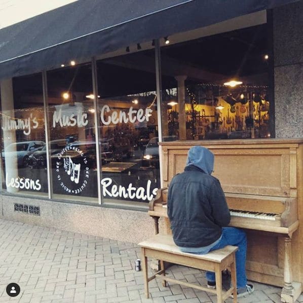 Photo of Jimmy's Music Center at Jimmy's Music Center, Pearl Street, New Albany, Floyd County, Indiana, 47150, United States