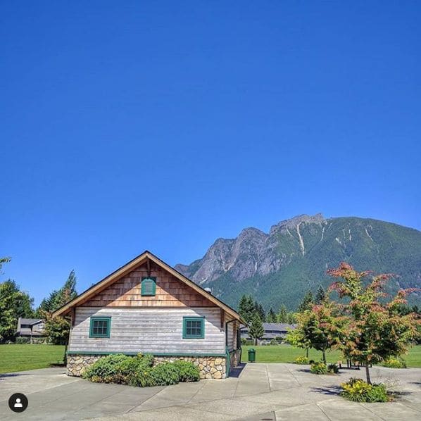 Photo of Si View Metro Parks at Si View Community Center, Southeast Orchard Drive, North Bend, King County, Washington, United States