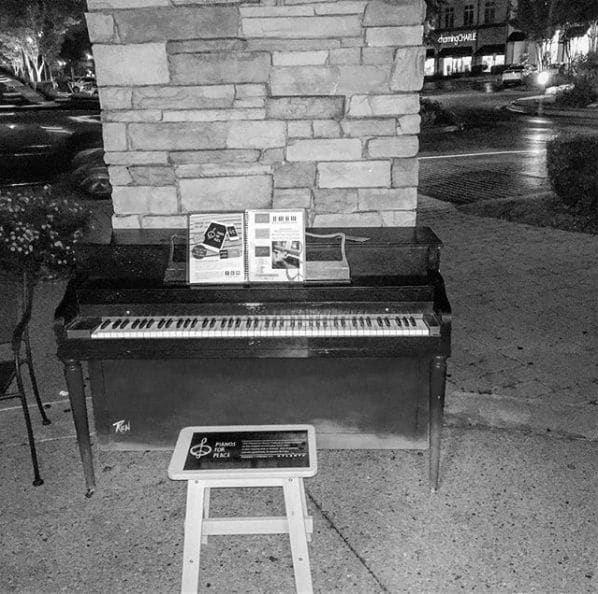 Photo of The Forum on Peachtree Parkway at Charming Charlie, Forum Drive, The Forum on Peachtree Parkway, Peachtree Corners, Gwinnett County, Georgia, 30092-2021, United States