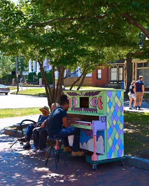 Photo of One Longfellow Square at Southwest Naito Parkway, University District, Downtown, Portland, Multnomah County, Oregon, 97258, United States