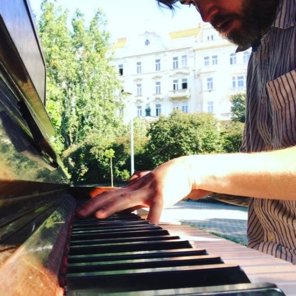 Photo of Vrsovice, Hlavní Město Praha, Czech Republic at 449/40, Moskevská, Vršovice, Prague, 10100, Czechia. Early morning piano improv in the park... 🎹🏞