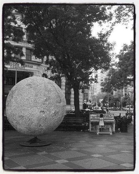 Photo of New York, New York at Chambers Street & Broadway, Chambers Street, Lower Manhattan, Manhattan Community Board 1, Manhattan, New York County, New York, 10007, United States