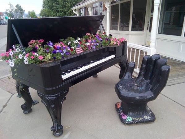 Public piano in Boulder County, Colorado, United States