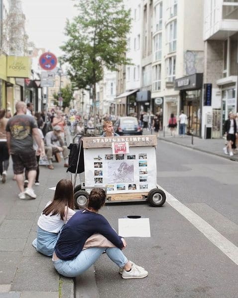 Photo of Cologne Germany at 35b, Wiesenweg, Grengel, Porz, Cologne, North Rhine-Westphalia, 51147, Germany. Another Stadtgeklimper-Session in Cologne 🎹🎶