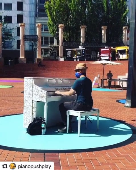 Photo of Pioneer Courthouse Square at KGW Studio on the Square, Southwest Yamhill Street, Downtown, Portland, Multnomah County, Oregon, 97204, United States