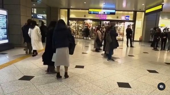 Photo of JR 大阪駅 at Osaka Station, National Highway Route 176, Kakudacho, Kita Ward, Osaka, Osaka Prefecture, 530-0017, Japan. 最強クリスマスメドレ�🎅🏻🎁