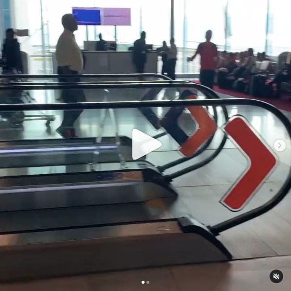 Photo of Airport at Terminal 2E (Hall M), Rue des Iris, Le Mesnil-Amelot, Meaux, Seine-et-Marne, Ile-de-France, Metropolitan France, 77990, France