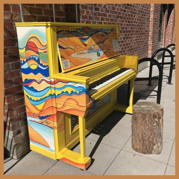 Photo of Downtown Kelowna at Pita Pit, 229, Bernard Avenue, Kelowna, Regional District of Central Okanagan, British Columbia, V1Y 6N8, Canada