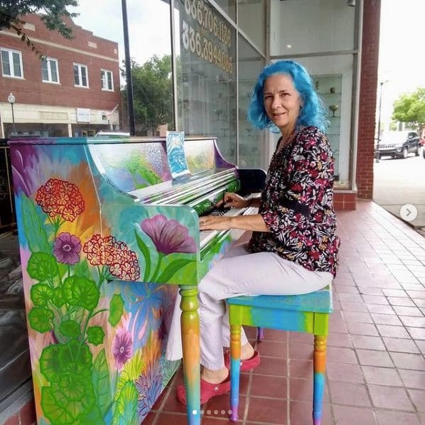 Photo of Reidsville, North Carolina at KFC, West Harrison Street, Reidsville, Rockingham County, North Carolina, 27320, United States. Final photos of my painted piano for the \