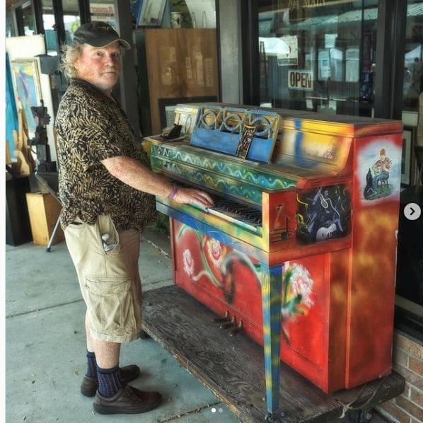 Photo of Park Forest Art Fair at Victoria Place, Park Forest, Rich Township, Cook County, Illinois, 60466, United States