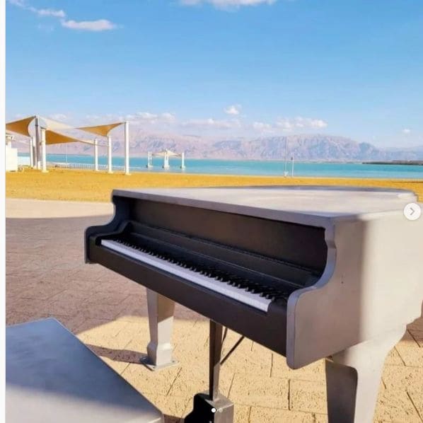 Photo of Dead Sea, Israel at Jordan