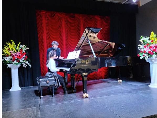 Photo of Tom Lee Music Canada at Scotia Tower, 753, Seymour Street, Downtown, Vancouver, District of North Vancouver, Metro Vancouver Regional District, British Columbia, V6B,…