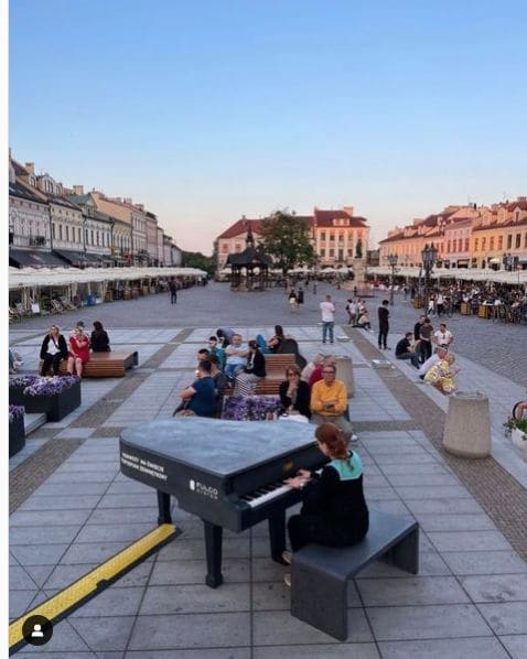 Photo of Rzeszów Rynek at Dworzec PKP Rzeszów Główny, 1, Artura Grottgera, Town Centre, Rzeszów, Subcarpathian Voivodeship, 35-005, Poland. rzeszow.stolica.innowacji