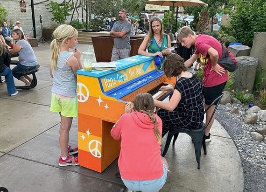 Photo of Sugarman's Corner at Midland Empire Insurance Agency, 527, Main Street, Klamath Falls, Klamath County, Oregon, 97601, United States. klamathpianoproject
