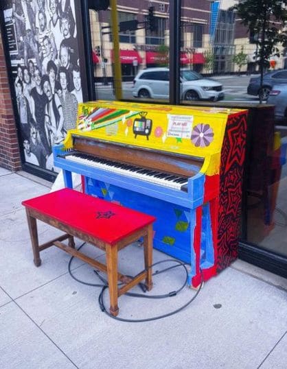 Photo of Downtown Minneapolis at Bryn Mawr Market, 412, Cedar Lake Road South, Downtown Bryn Mawr, Bde Maka Ska - Isles, Minneapolis, Hennepin County, Minnesota, 55405, United…