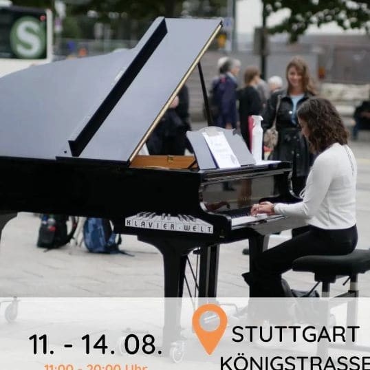 Photo of Rotebühlplatz at Rotebühlstraße, Rathaus, Stuttgart-Mitte, Stuttgart, Baden-Württemberg, 70173, Germany