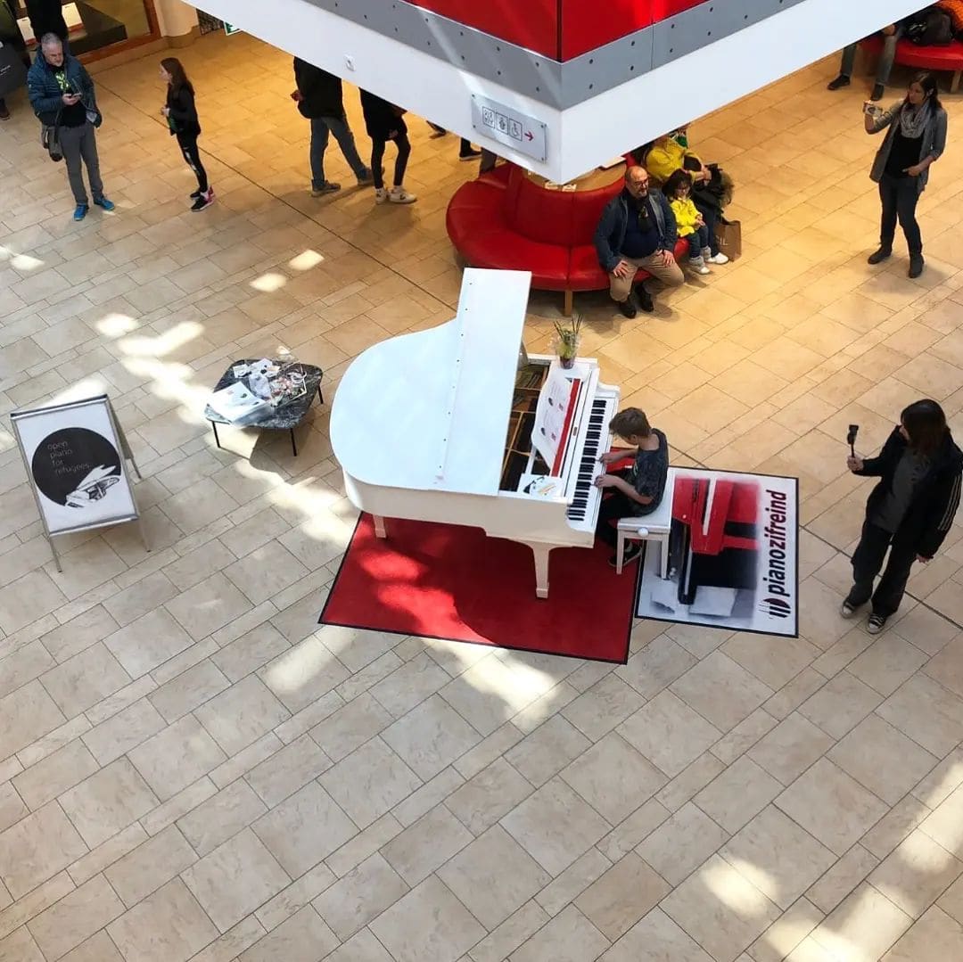Photo of Outlet Center Brenner at Inbiss beim Luis, Valentinstraße - Via San Valentino, Brenner - Brennero, Wipptal - Alta Vall'Isarco, Brenner - Brennero, South Tyrol,…
