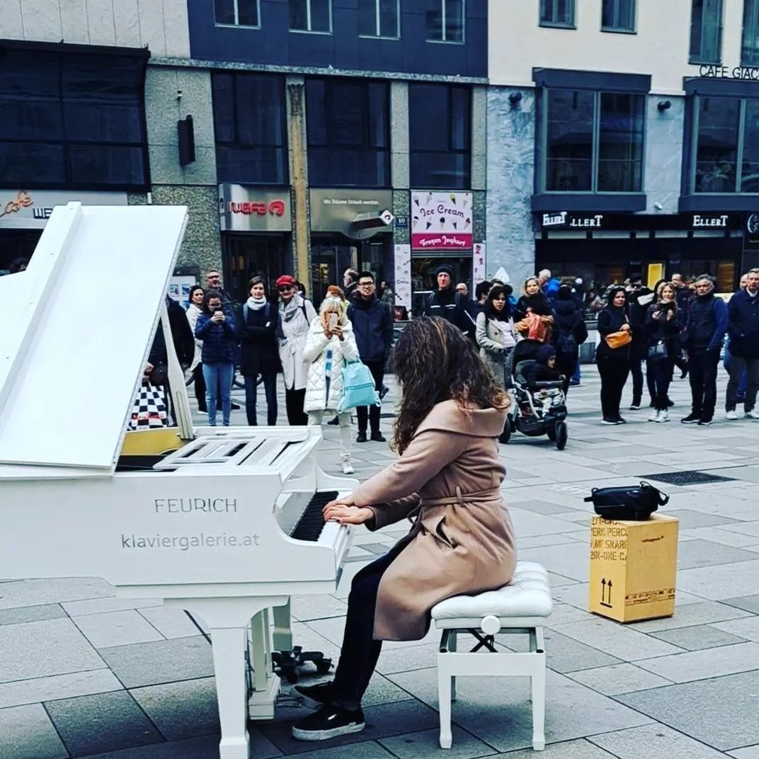 Photo of Stephansplatz Wien at Stephansplatz, Stubenviertel, Innere Stadt, Vienna, 1010, Austria. Notifications157