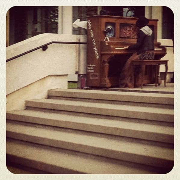 Photo of Variety at 5900 Wilshire, 5900, Wilshire Boulevard, Mid-Wilshire, Los Angeles, California, 90036, United States. Play me, I'm yours