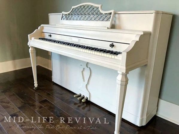 Public piano in Ottawa County, Michigan, United States
