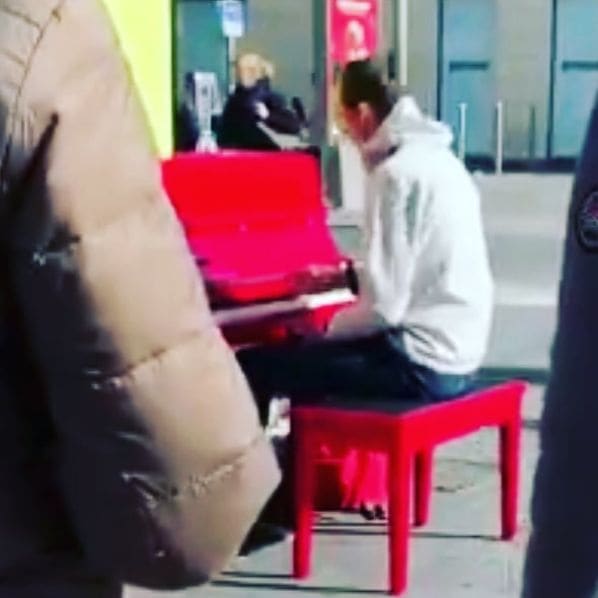 Photo of public piano at Centre commercial Nicetoile, 30, Avenue Jean Médecin, Quartier Jean-Médecin, Nice, Maritime Alps, Provence-Alpes-Côte d'Azur, Metropolitan France, 06000,…