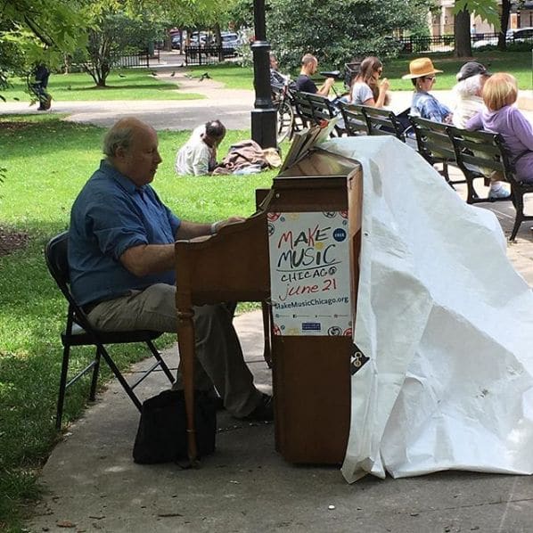 Photo of Washington Square Park (Chicago) at McCormick Fountain, West Walton Street, Magnificent Mile, Near North Side, Chicago, Cook County, Illinois, 60610, United States