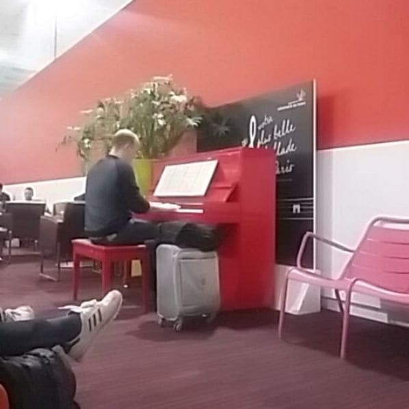 Photo of Paris Aéroport - Charles de Gaulle (CDG) at Charles de Gaulle International Airport, Tremblay-en-France, Le Raincy, Seine-Saint-Denis, Ile-de-France, Metropolitan…