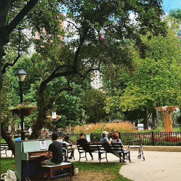 Photo of Washington Square Park (Chicago) at McCormick Fountain, West Walton Street, Magnificent Mile, Near North Side, Chicago, Cook County, Illinois, 60610, United States