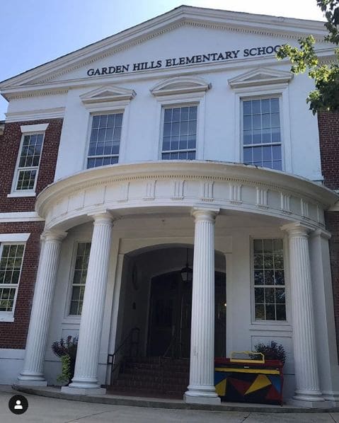 Photo of Garden Hills Elementary School at Garden Hill Elementary School, Sheridan Drive Northeast, Buckhead, Atlanta, Fulton County, Georgia, 30305, United States