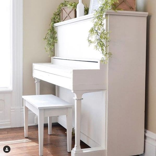 Photo of Woodville, Ohio at 156, South Cherry Street, Woodville, Sandusky County, Ohio, 43469, United States. ☀️🌸 Some of you remember that I started painting my piano a while…