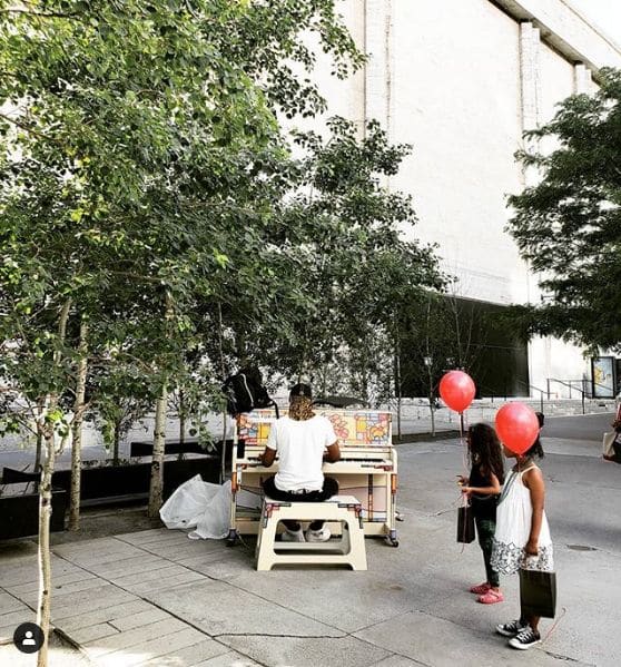 Photo of Lincoln Center at Lincoln Center for the Performing Arts, 10, Columbus Avenue, Lincoln Square, Manhattan, New York County, New York, 10023, United States. Each year 50…