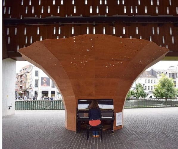 Photo of Gent, Belgium at 14;16, Sint-Kristoffelstraat, Zuid, Ghent, Gent, East Flanders, Flanders, 9000, Belgium