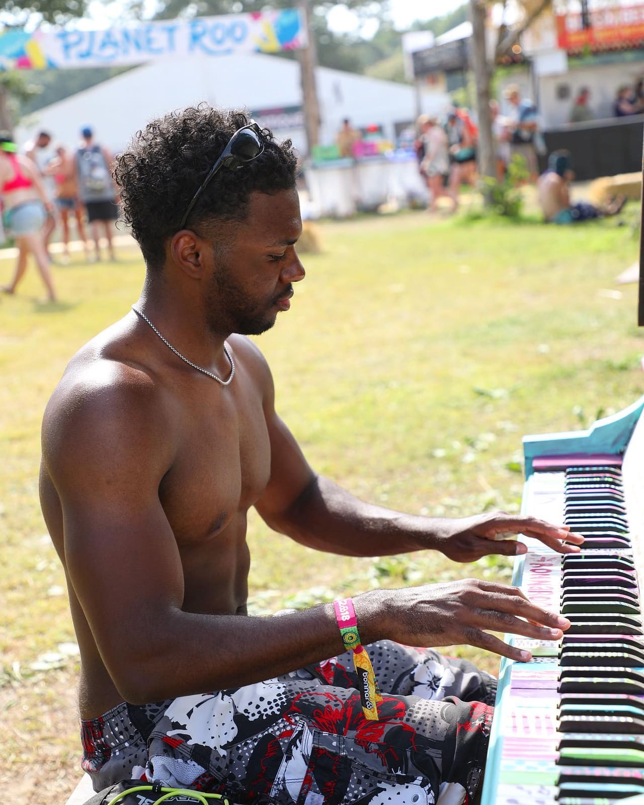 Photo of Bonnaroo Music and Arts Festival at White Oaks, Coffee County, Tennessee, 38505, United States. EnglishAfrikaansČeštinaDanskDeutschΕλληνικάEnglishEnglish (UK)Español…