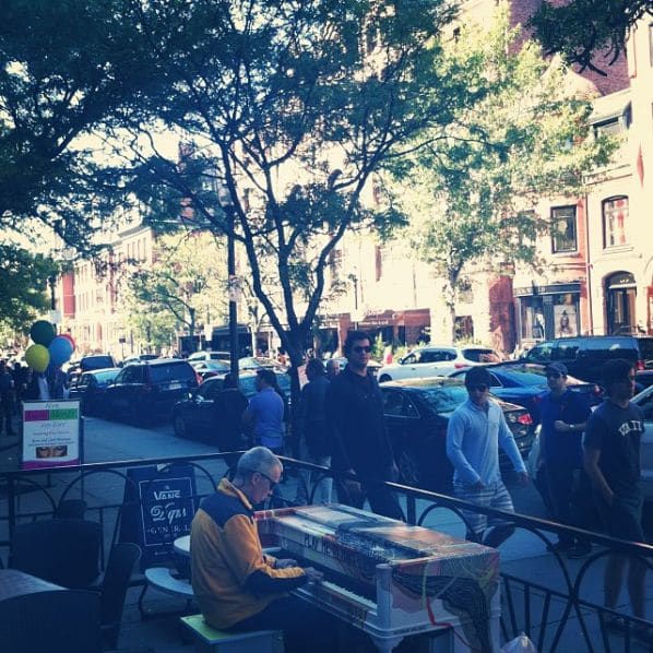 Photo of Ben And Jerrys at 174, Newbury Street, Back Bay, Boston, Suffolk County, Massachusetts, 02116, United States