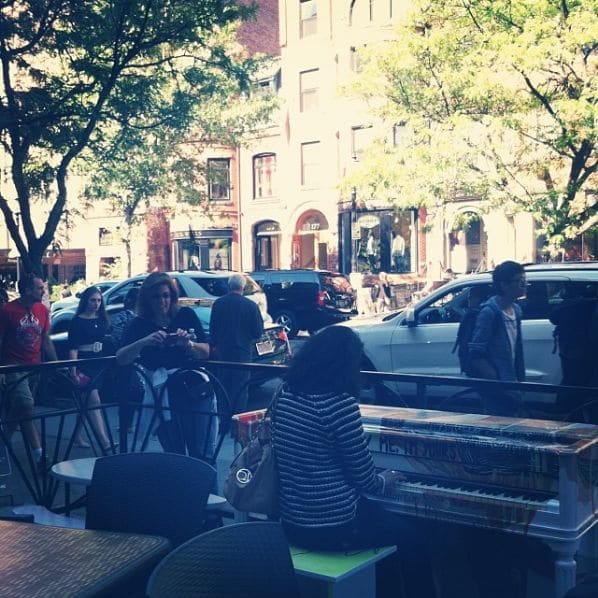 Photo of Ben And Jerrys at 174, Newbury Street, Back Bay, Boston, Suffolk County, Massachusetts, 02116, United States